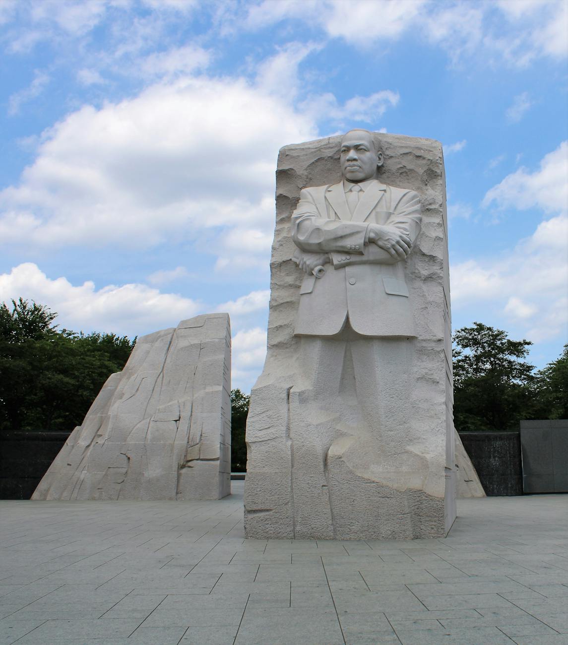 martin luther king jr memorial in washington